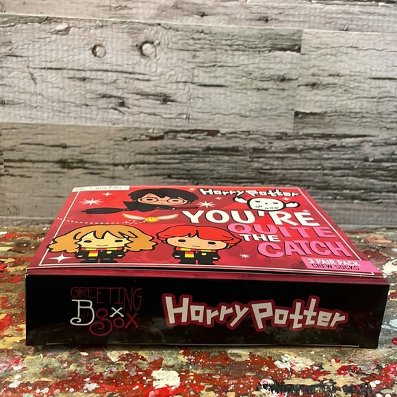 2/$30 Harry Potter 3 Pair Pack Crew Socks - Picture 6 of 9